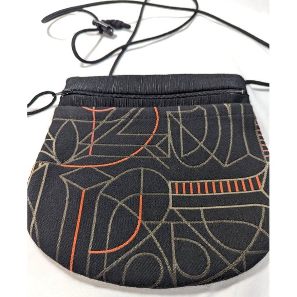 NWOT Helen's Daughters Lake Pouch Round Bottom Crossbody Purse - Picture 2 of 5